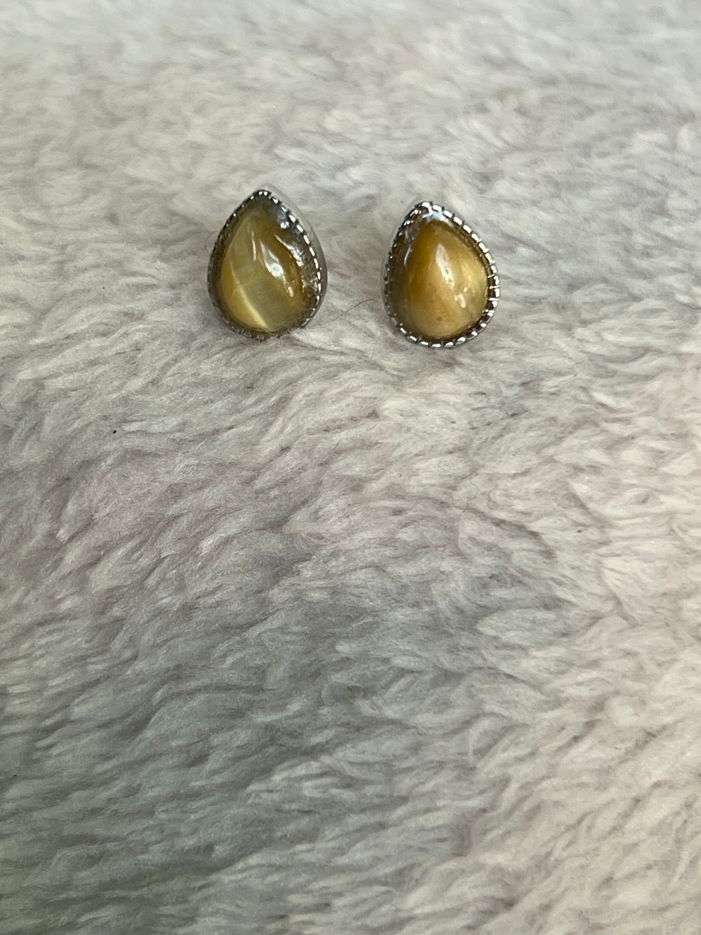 Tiger eye 925 studs