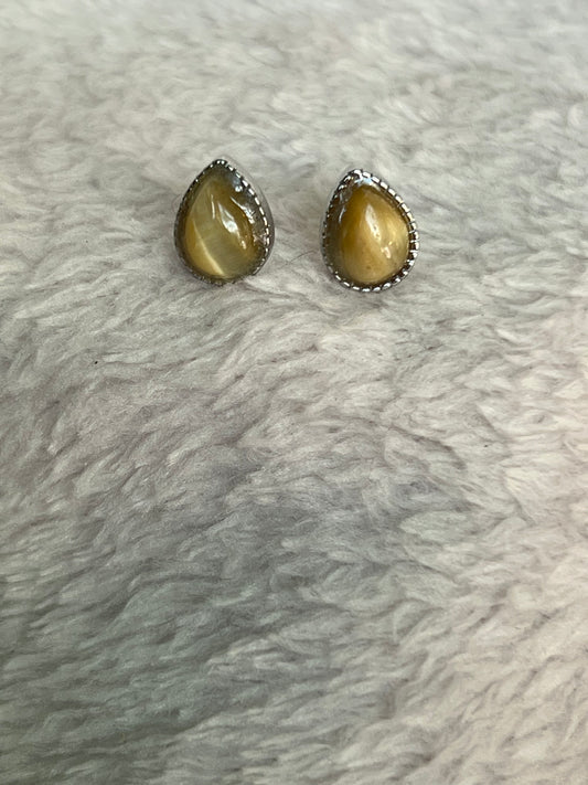 Tiger eye 925 studs